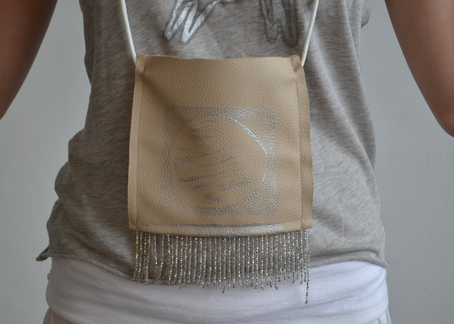Moon Sling