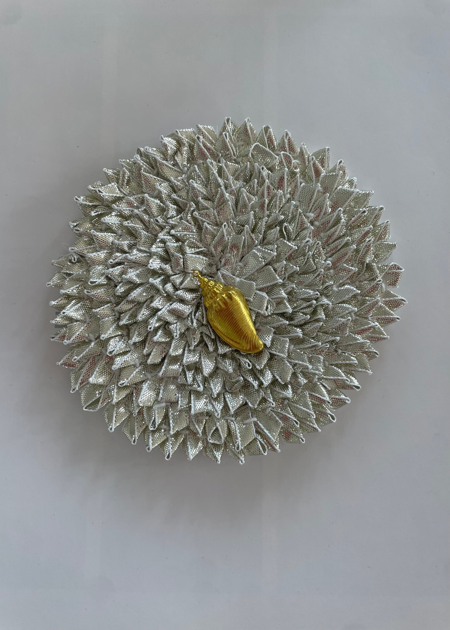 sun star brooch