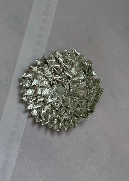 sun star brooch, mini